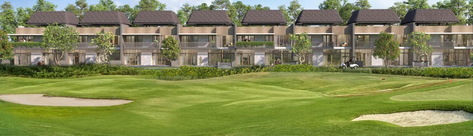 Deretan villa golf The Links Golf Villa menghadap fairway